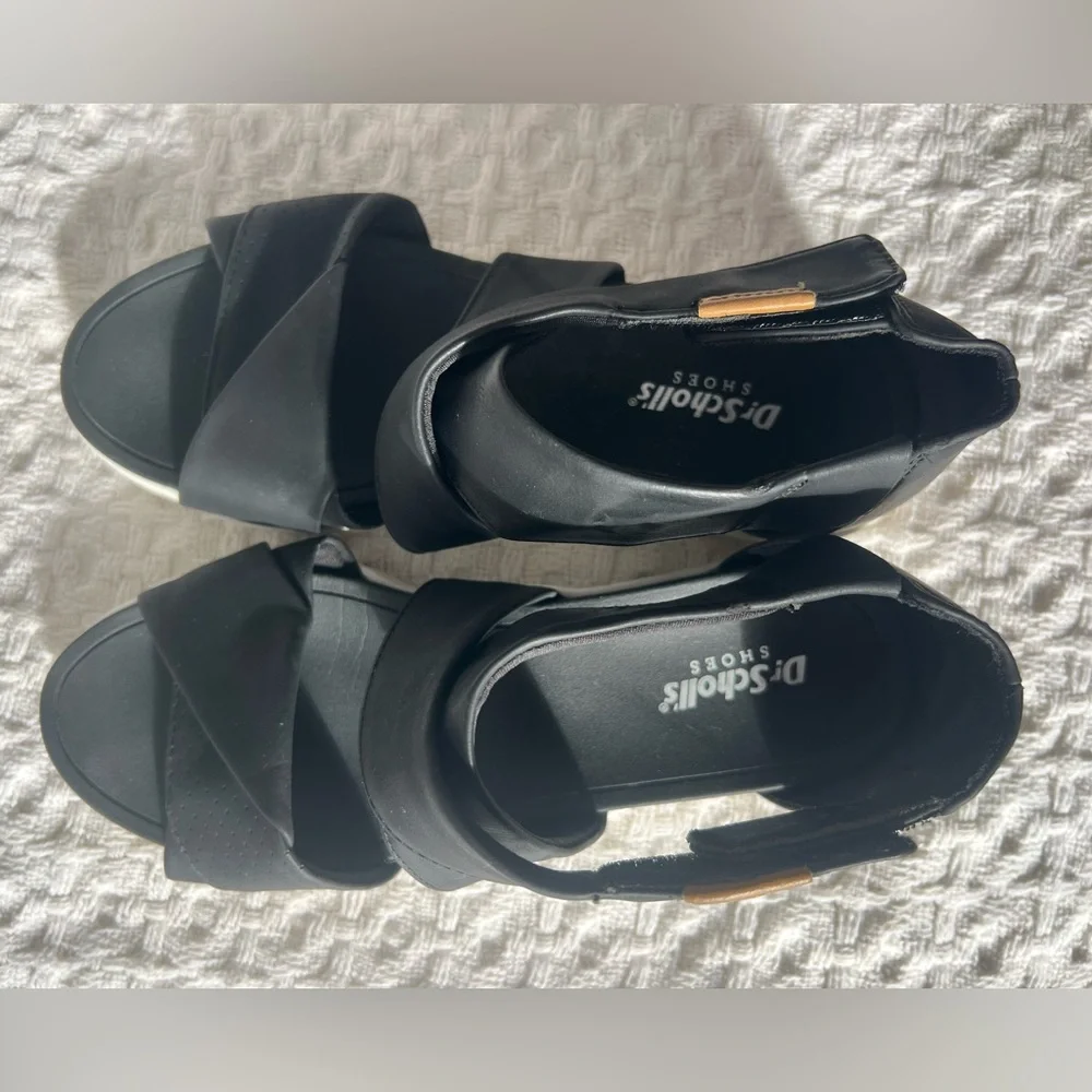 Dr. Scholl's Black & White Strap Low Wedge Sandals Women's Time Off Fun 7M - Picture 6 of 6